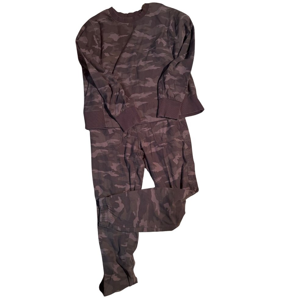 Athleta Camo Set M Top & Sz 2 Farallon Joggers Matching Lounge Outfit